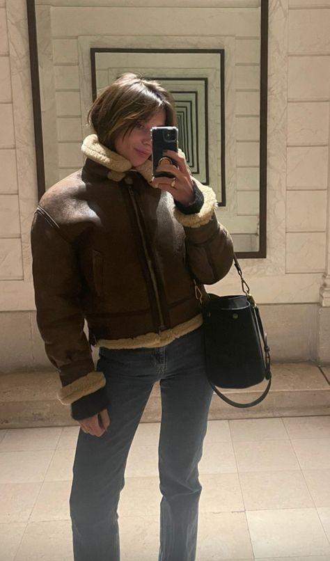 Mustang Jacket Outfit, Mustang Jacket, Hair Dye Ideas, Paris London, Jacket Outfit, Aesthetic Stuff, Autumn Aesthetic, Bomber Jackets, Fall 2023