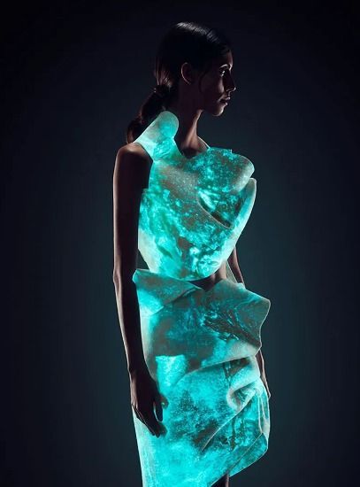 Smart Textiles Fashion, Biomimicry Fashion, Moon Therapy, Bioluminescent Fungi, Fashion Design Inspiration Board, Smart Textiles, Wearable Electronics, Speculative Design, E Textiles