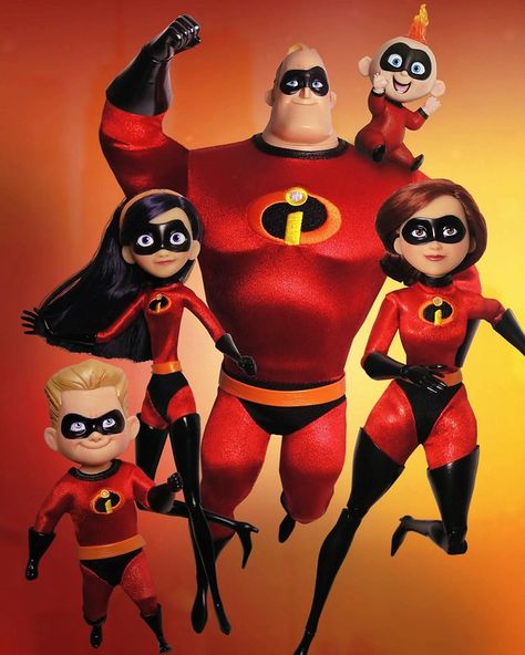 The Incredibles | They Call Me Obsessed | Flickr Incredibles Costume, No One Really Cares, Disney Incredibles, Edna Mode, Complete Family, Incredibles 2, What Team, Wreck It Ralph, Disney Ariel