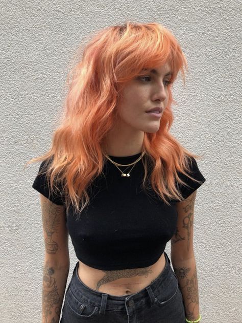 Peach Shag Hair, Soph Floyd Tattoos, Orange Shag Hair, Sophie Floyd Hair, Pink Shag Hair, Ginger Wolf Cut, Soph Floyd, Salmon Hair, Sophie Floyd