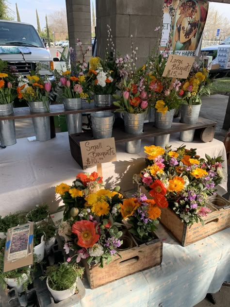 Farmers market display