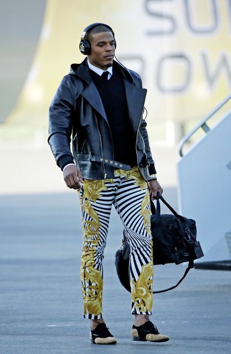 Cam Newton Fashion, Conference Outfit, Versace Pants, Cam Newton, Football Outfits, Popular Outfits, Nfl Players, Contemporary Outfits, Todays Outfit