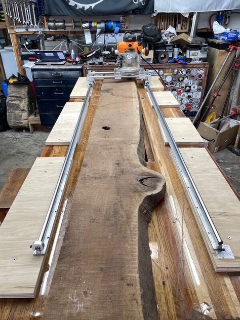 Linear Rail Router Sled, Router Flattening Sled, Router Sled How To Make, Router Sled Plans, Woodworking Jigs Homemade, Router Sleds, Building A Wooden House, Router Sled, Diy Router