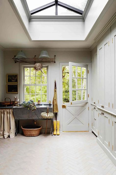 Utility Boot Room, Boot Room Utility, Boot Rooms, Utility Room Designs, Laundry Room/mudroom, Georgian Style Homes, Oval Room Blue, Mud Room Entry, Long Room