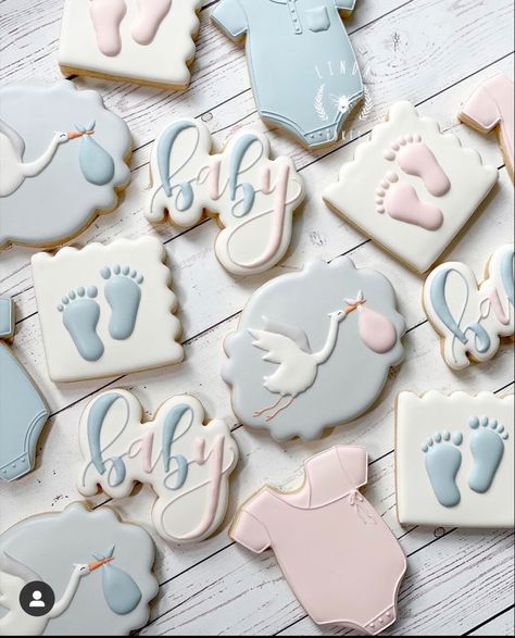 Cake Gender Reveal, Sugar Cookie Business, Baby Gender Reveal Ideas, Gender Reveal Cakes, Gender Reveal Cookies, Stork Baby Showers, Bakery Cookies, Cookie Business, Gender Reveal Cake