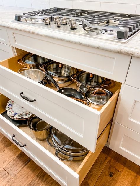 Pot And Pan Drawer Under Cooktop, Kitchen Pots Storage Ideas, Cabinets For Pots And Pans, Pot Drawers Kitchen, Pots And Pans Drawer Storage, Pan Drawers Kitchen, Kitchen Storage Pots And Pans, Pots And Pans Storage Drawer, Kitchen Design Features