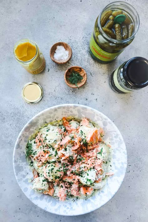 Potato Salmon Salad, Smoked White Fish Salad, Salmon And Potato Salad, Smoked Salmon Potato Salad, Hot Smoked Salmon Salad, Hot Smoked Salmon Recipes, Smoked Salmon Potato, Hot Smoked Salmon, Fish Meals