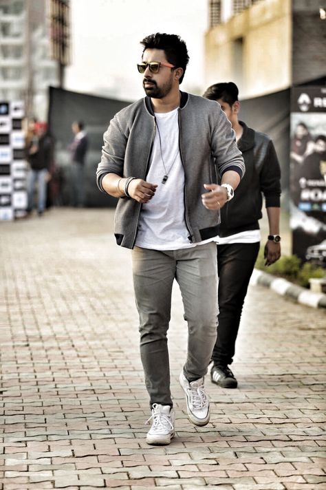 Mtv Roadies Rising – Rannvijay’s Lookbook Wishing New Year, Jacket Jeans Outfit, Mtv Roadies, Sriti Jha, Wedding Dresses Men Indian, Wedding Dress Men, Celebrity Faces, Grey Jacket, Nike Wallpaper