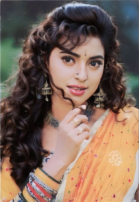 #juhichawla Juhi Chawla 90s, Indian Bollywood Actors, Saraswati Photo, Bollywood Retro, Pre Wedding Photoshoot Props, Nature Photography Trees, Old Bollywood Songs, Juhi Chawla, Wedding Photoshoot Props