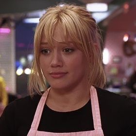 Lizzie Mcguire Aesthetic, Haylie Duff, Another Cinderella Story, Halloween Dance, Girly Movies, Cinderella Story, A Cinderella Story, Hillary Duff, Chad Michael Murray