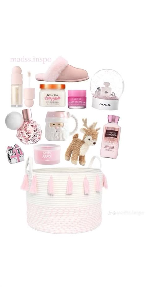 Diy Anniversary Gifts For Her, Pink Gift Basket, Boo Baskets, Cartoon Water, Cute Christmas Ideas, Girly Christmas Gifts, 2025 Goals, Best Gift Baskets, Holiday Baskets