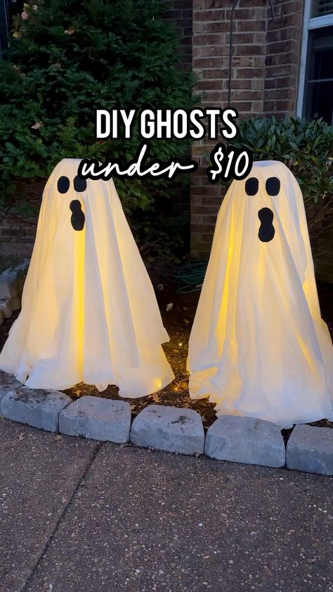 scary and character costumes for women for Halloween,·Pregnancy Halloween Costume Ideas. Halloween Costume Ideas f Halloween Decor Ideas Diy, Outdoor Halloween Decor Ideas, Outdoor Halloween Decor, Halloween Camping, Table Halloween, Halloween Diy Outdoor, Halloween Decor Diy, Halloween Outside, Easy Diy Halloween Decorations