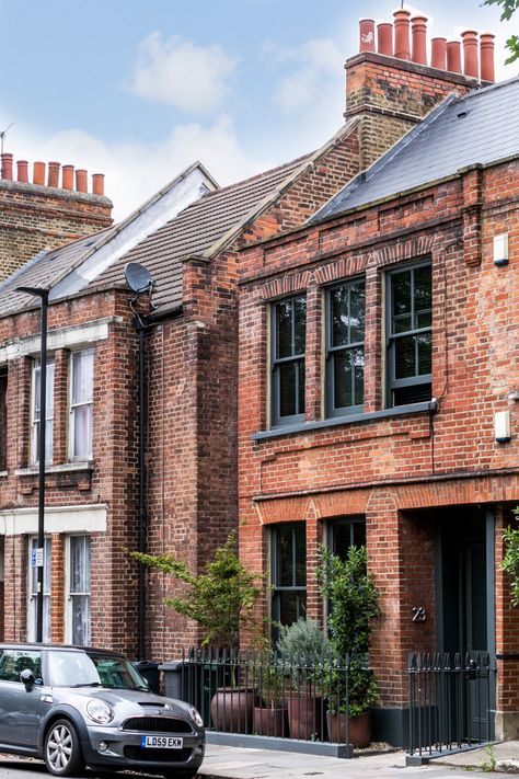 London House Exterior, Terrace House Exterior, Red Brick House Exterior, Victorian Homes Exterior, London Brick, Townhouse Exterior, Victorian Terrace House, Mews House, London Townhouse