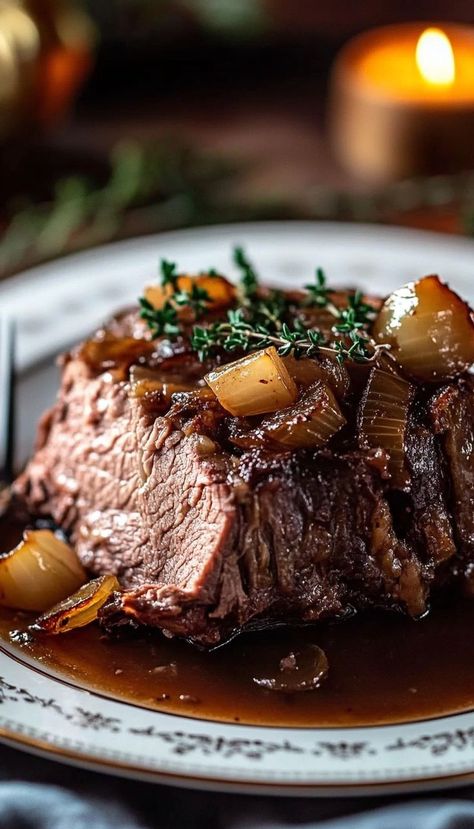 This Instant Pot French Onion Pot Roast is tender, juicy, and packed with savory flavor. The French onion broth adds richness, making this an effortless, cozy meal perfect for any fall dinner. Pot Roast With Pearl Onions, French Onion Chuck Roast Instant Pot, 2 Lb Roast In Instant Pot, Instapot Roast Recipe, Beef Arm Roast Instant Pot, French Onion Soup Pot Roast, Roast Beef Instant Pot Recipes, Instant Pot Sirloin Tip Roast, Instapot Potroast