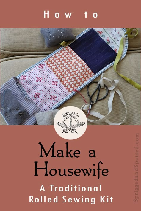 Example of handmade sewing notions storage kit, known as a housewife, made of a variety of fabrics. Huswif Free Pattern, Huswife Sewing Kit, Hussif Patterns Tutorials, Hussif Sewing Kit, Hussif Patterns, Huswif Pattern, Historical Crafts, Housewife Sewing Kit, Pirate Clothing