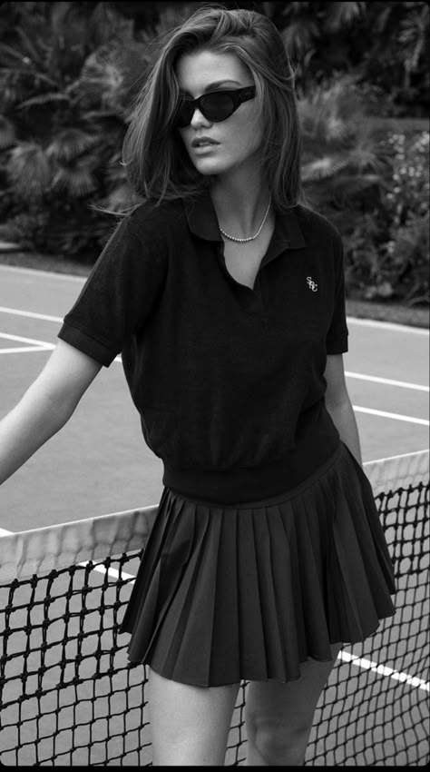 Classy Tennis Outfit, Lululemon Court Rival Skirt Outfit, Old Money Sport Outfit, Black Tennis Outfit, Country Club Outfit, Cute Golf Outfit, Tennis Outfit Women, Tennis Fan, Build A Wardrobe