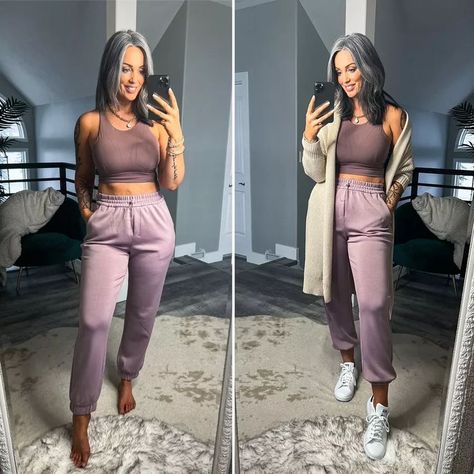 Silky feel joggers, dusky purple joggers, sports bra, comfy outfit, joggers outfit, lounge outfit Purple Joggers Outfit Women, Lilac Joggers Outfit, Purple Joggers Outfit, Jogger Outfits, Joggers Outfit Women, Dusky Purple, Purple Joggers, Sweatpants Outfits, Ankle Pants Women