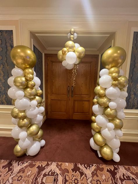 Sweet 16 Decorations Gold, Gold And White Sweet 16, Gold And White Party, White And Gold Balloons, Balloons Columns, White And Gold Wedding Themes, 18th Debut, Column Decor, Collage People