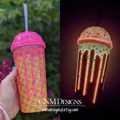 Cute Tumbler Cups, Fancy Cups, Jar Cups, Tumbler Toppers, Diy Resin Tray, Ice Cream Nails, Tumblers Epoxy, Tumbler Cups Personalized, Fancy Cup