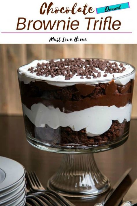 Brownie Trifle Desserts, Chocolate Brownie Trifle, Brownie Trifle Recipe, Snickers Dessert, Oreo Trifle, Trifle Bowl Recipes, Trifle Dessert Recipes, Brownie Trifle, British Desserts