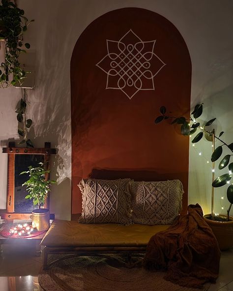 Swipe to see 9 styling ideas ! Boho, festive, cozy, date night, reading nook ... Indian homedecor . Livingroom. Interiorideas. #indianhome #indianhomedecor #homedecor #decorideas #houseplants #plantstyling #antiquestyle #antiquehomedecor #amazonhomeindia #ikeaindia #indiatodayhome #lbb #uchomes #beautifulhomesstarthere #pepperfryhomes #Shotongalaxy @samsungindia #bohostyle #bohodecor Indian Mirror Decor, Ikea India, Rug Cushions, Cozy Date Night, Dressing Table Decor, Night Reading, Beautiful Mirror, Furniture Details Design, Beautiful Mirrors