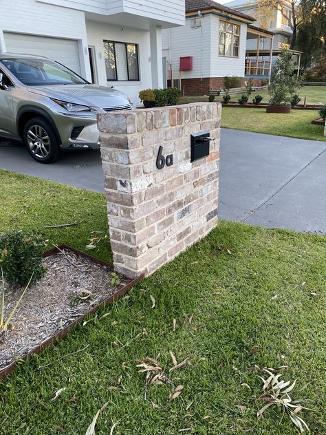 Brick Letter Box, Brick Letterbox Ideas Australia, Brick Mailbox Landscaping, Brick Letterbox Ideas, Brick Letterbox, Diy Letter Boxes, Property Entrance, Letterbox Ideas, Letter Box Design