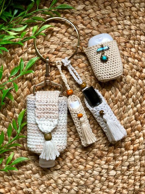 Boho Sanitizer Sling — Day's Crochet & Knit Diy Crochet Keychain Ideas, Boho Crochet Ideas, Crochet Small Pouch Pattern Free, Boho Crochet Projects, Useful Crochet Gifts, Crochet Accessories Ideas, Crochet Bag Accessories, Crochet Business Ideas, Crochet Wallet