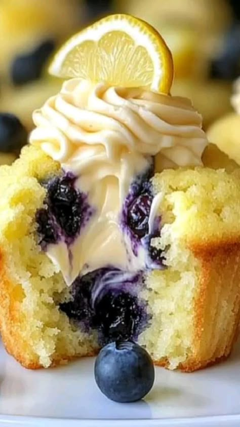 Luxurious Blueberry Cheesecake Cupcakes 💜🍋 Ingredients: 1 1/2 cups all-purpose flour 1 cup granulated sugar 1/2 cup unsalted butter, softened 2 large eggs 1/2 cup milk 1 teaspoon vanilla extract 1 teaspoon baking powder 1/2 teaspoon salt Zest of 1 lemon 1 cup fresh blueberries For the frosting: 1/2 cup cream cheese, softened 1/4 cup unsalted butter, softened 1 cup powdered sugar 1 teaspoon vanilla extract 1 tablespoon lemon juice Blueberry Lemon Cupcakes, Blueberry Cheesecake Cupcakes, Cupcake Cheesecake, Lemon Blueberry Cupcakes, Blueberry Cupcakes, Caramel Apple Cheesecake, Peanut Butter Chocolate Bars, Lemon Blueberry Muffins, Party Sweets