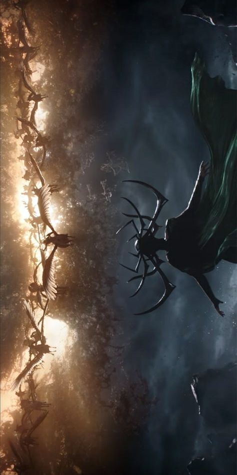 Hela - Thor Ragnarok Hela Vs Valkyrie, Valkyrie Thor Ragnarok, Hela Aesthetic, Asgardian Aesthetic, Thor Ragnarok Wallpaper, Hela Thor Ragnarok, Thor Ragnarok Valkyrie, Thor Ragnarok Hela, Hela Thor