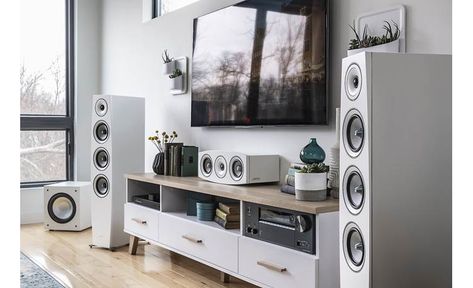 Jamo Speakers, Living Room Speakers, Floor Speakers, Living Room Home Theater, Room Speakers, Home Theater Room Design, Home Music Rooms, Theater Room Design, Living Room Setup