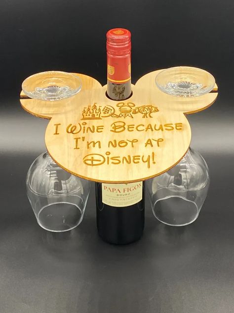 Disney House Ideas, Mickey Mouse Crafts, Disney Kitchen Decor, Casa Disney, Disney Room Decor, Disney Furniture, Tema Disney, Wine Caddy, Mouse Crafts