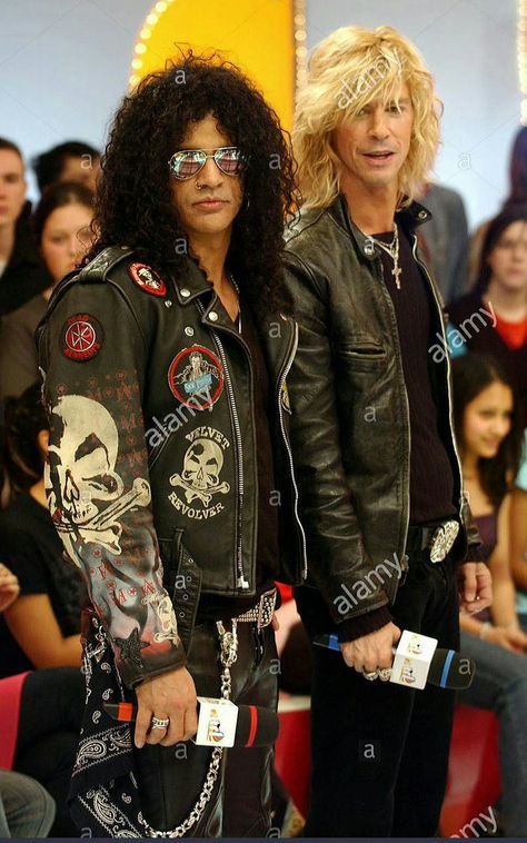 Duff McKagan and Slash Duff Mckagan And Slash, Duff And Slash, 80s Rockstars, Saul Hudson, Velvet Revolver, Duff Mckagan, Then Vs Now, Rockstar Gf, Mötley Crüe