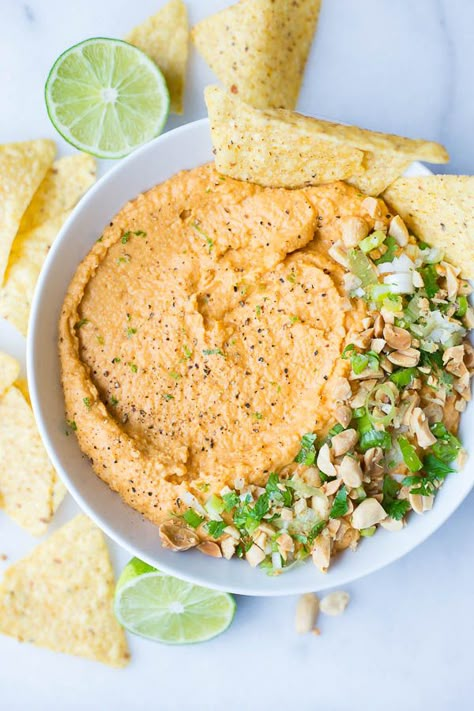 Thai Peanut Hummus - Fooduzzi Thai Peanut Hummus, Peanut Hummus, Thai Mat, Recipe Hummus, Ginger Recipe, Hummus Recipe Homemade, Thai Peanut, Vegan Snack, Homemade Hummus