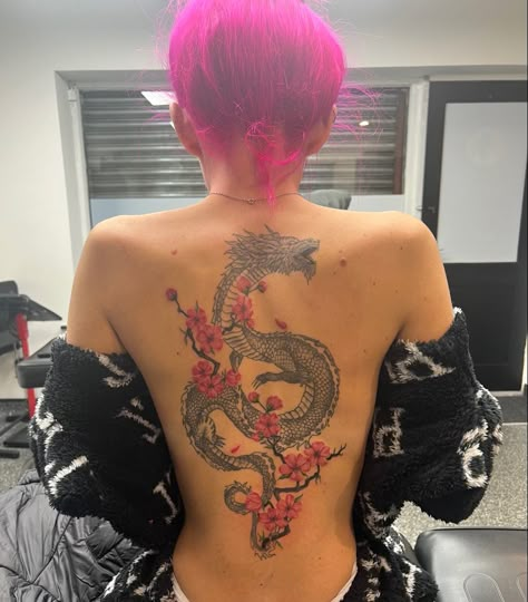 Dragon Back Tattoo With Flowers, Chinese Dragon Wrapped Around Arm Tattoo, Chinese Dragon And Flowers Tattoo, Red And Black Back Tattoo Women, Cool Back Tattoos For Women Unique, Traditional Japanese Back Tattoo Women, Chinese Dragon Spine Tattoo, Pink Back Tattoo, Red Black Tattoo Ideas