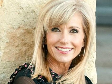 sexism and misogynistic Beth Moore Hair, Beth Moore Bible Study, Love Scriptures, Change Hair, Beth Moore, Beauty Spot, Living Proof, Hair Images, Bible Lessons