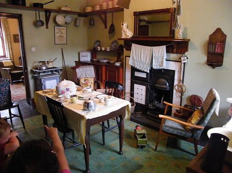 "more 1940s loveliness- what I often love about these 1940s museum interiors is that they're so humble and down to earth- slightly messy, cobbled together, simple." 
what she said. 1940s Living Room, 1940s Home Decor, 1940s Interior, Georgian Houses, 1940s Kitchen, 1940s Home, Museum Interior, Cottage Interiors, Retro Interior