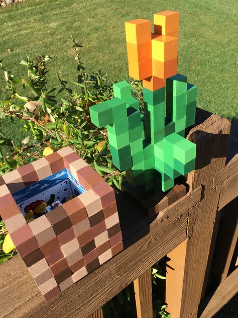 Minecraft Block Flowers Diy, Minecraft Tulip 3d, Minecraft Flower Pot Diy, Minecraft Flower Blocks, Minecraft Tulip Diy, Wood Minecraft Flower, Minecraft Flower Wood Blocks, Diy Minecraft Flower, Flor Minecraft