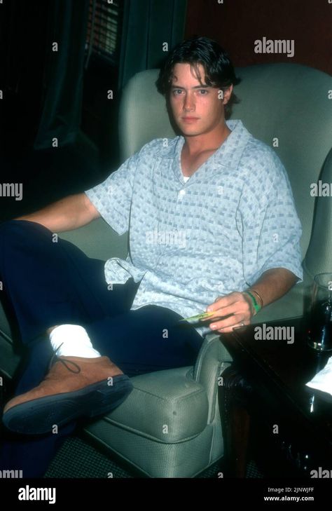 Download this stock image: Los Angeles, California, USA 18th June 1996 Actor Jeremy London attends Pool AiID 1996 benefiting Aids Project Los Angeles at Hollywood Athletic Club on June 18, 1996 in Los Angeles, California, USA. Photo by Barry King/Alamy Stock Photo - 2JNWJFF from Alamy's library of millions of high resolution stock photos, illustrations and vectors. Jason London, Jeremy London, Alamy Stock Photo, Elizabeth Mcgovern, Hurt Locker, Blake Griffin, Athletic Club, Womens March, Athletic Clubs