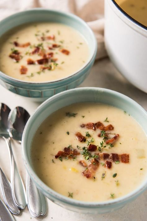 Leek And Bacon Soup, Creamy Potato Leek Soup, Leek Potato, Leeks Soup Recipes, Leek And Potato Soup, Leek And Potato, Potato Bacon Soup, Irish Potato, Potato Soup Crock Pot