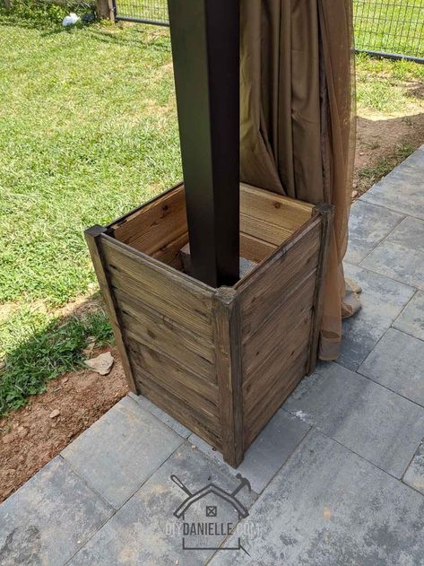 Planters Around Pergola Posts, Planters For Pergola, Pergola Anchored In Planter, Posts In Planters Patio, Diy Pergola In Planters, Diy Pergola With Planters, Planters Around Posts, Diy Small Gazebo, Pergola Planter Boxes