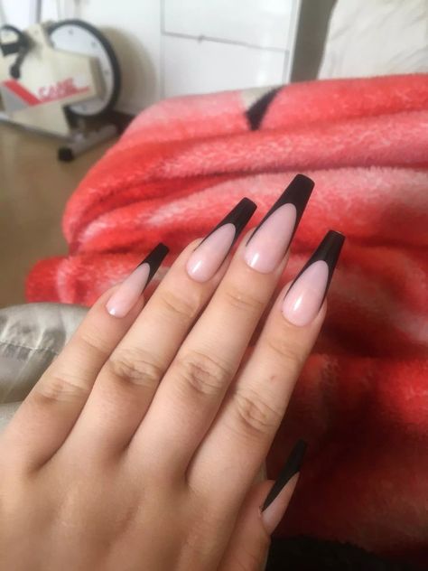 Nails Black And Pink French Tip Nails Long, Black Nails Ideas Ballerina, Black Stilleto French Tip Nails, Black French Tip Nails Ballerina Long, Black French Tip Stilleto, Deep French Tip Nails Coffin, Black French Nails Coffin, Black Deep French Nails, Black Stiletto French Tip Nails