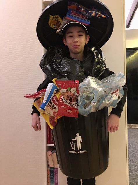 Recycled Costume For Men, Garbage Can Costume, Trash Bag Costume, Trash Can Costume, Recycled Costumes For Kids, Trash Costume, Garbage Bag Dress, Recycled Costume, Recycled Costumes