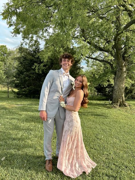 Pink And Tan Prom Couple, Prom Dresses Champagne Pink, Pink And Gold Prom Couple, Light Pink Prom Dress With Grey Suit, Blush Pink Prom Dress Long, Light Pink Prom Dress With Navy Blue Suit, Blush Pink Prom Couple, White And Pink Prom Dress, Ideas For Prom Pictures