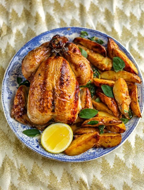 Roast Chicken with Vermouth and Oregano Oregano Recipes, Oregano Chicken, Perfect Roast Potatoes, Chicken And Potato, Layered Potato, Roasted Chicken And Potatoes, Good Roasts, Gravy Sauce, Chicken Gravy