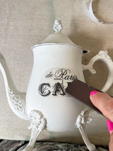 Painted Teapot Diy, Upcycle Teapot, Painted Silver Teapots, Shabby Chic Teapots, Tea Cottage, Teapot Crafts, Craft Closet, Thrift Store Diy, Painted Teapot