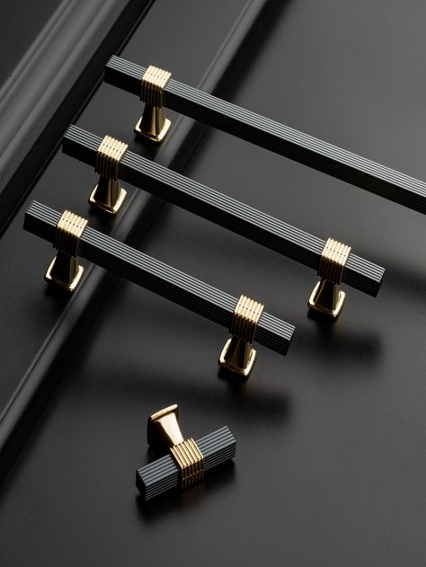 Black/Golden Extend Aluminum Alloy Cabinet Door Handle, Modern Simple European Style Wardrobe Drawer PullI discovered amazing products on SHEIN.com, come check them out! Wooden Bedroom Furniture Sets, Simple European Style, Restored Furniture, Hardware Stores, Retail Store Interior Design, House Vibes, Retail Store Interior, Laundry Room Remodel, Wardrobe Drawers