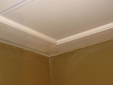 flat ceiling trim (like 235 frisbie) Ceiling Trim Ideas, Ceiling Molding Ideas, Flat Crown Molding, Cheap Crown Molding, Faux Crown Moldings, Craftsman Window Trim, Coffered Ceiling Design, Cove Ceiling, Flat Ceiling