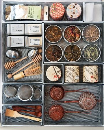 Tea Supplies  Be ready to make the perfect pot with strainers, tea balls, honey dippers, and special tea leaves all in one drawer. Tee Organisation, Tea Drawer, Kaffe Bar, Tea Organizer, Tea Balls, Bamboo Steamer, Tea Supplies, Tea Organization, Tea Station