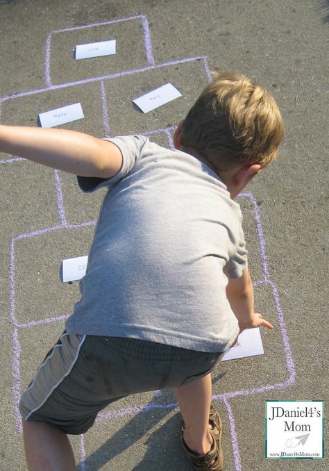 Dolch Sight Word Hopscotch Rory Reading, Fun Classroom Games, Sight Word Spelling, Word Skills, Sight Word Books, Pudding Pie, Preschool Language, School Prep, Online Music Lessons