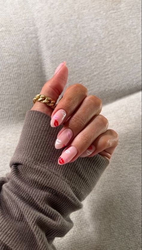 Sabrina Carpenter Nails, October Nail Ideas, Bad Nails, Engagement Nails, Acrylic Nail Shapes, Kiss Nails, Happy Nails, Nails Now, Summery Nails